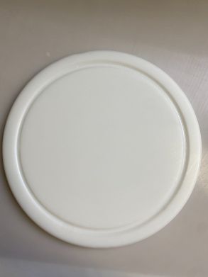 SOPO, Kunststoff-Schneidebrett rund 30 cm, Stärke 2 cm inkl. Saftrille, weiß
