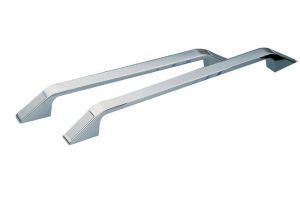 Verchromter Handgriff